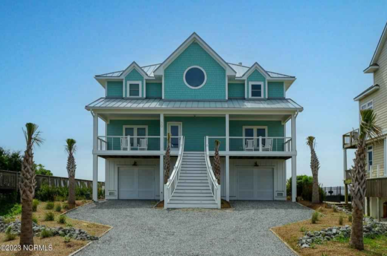 North Topsall Beach, NC, 5 Bedrooms 6 Bathrooms $455,000 1/8 Ownership.